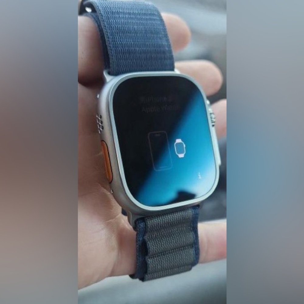 Apple Watch ultra 2 gps+ cellular 49 mm titanium